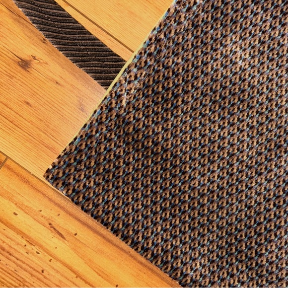 Handmade Velvet Tote Bag - Picture 2 of 4